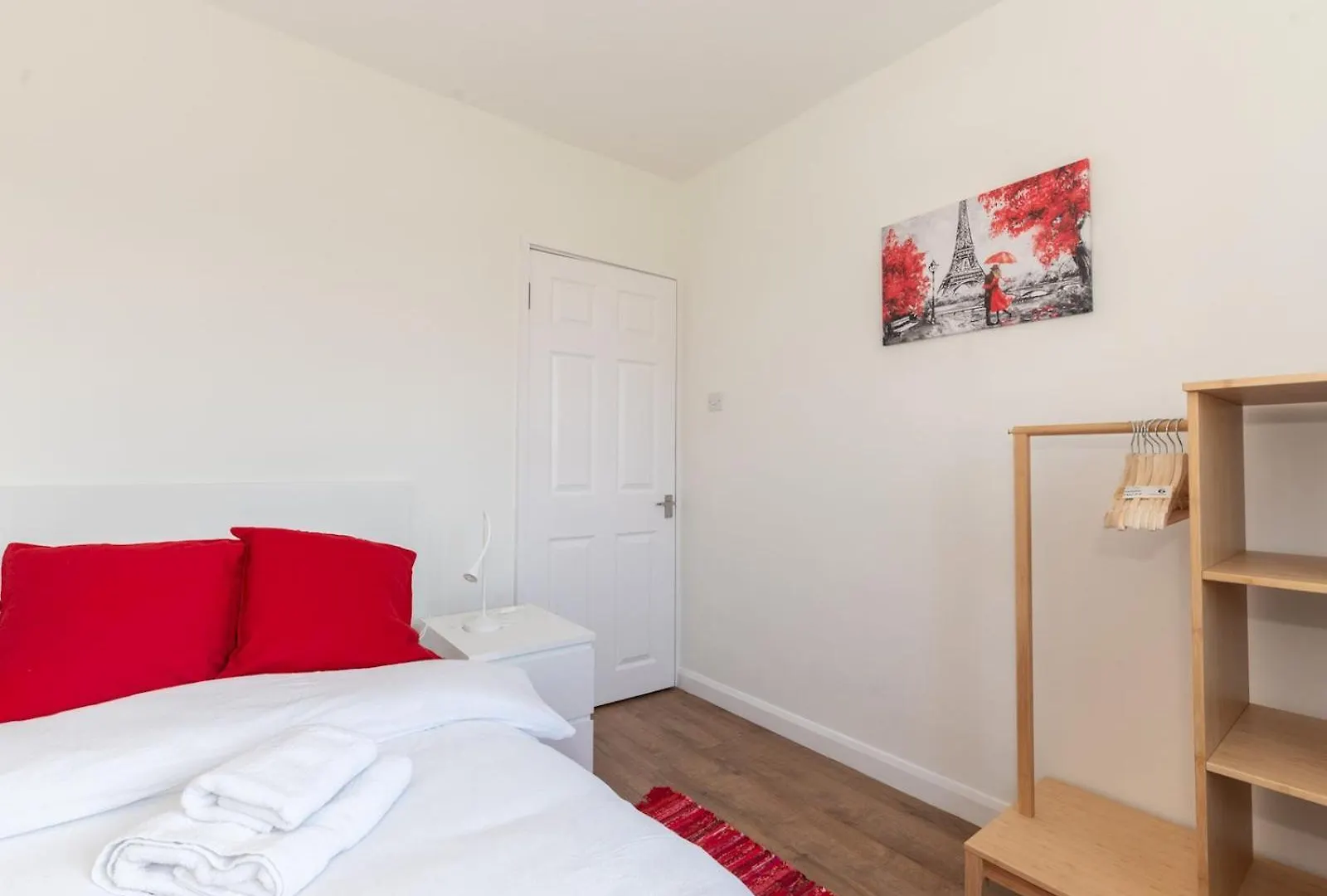 Holiday home Pass The Keys Bright Spacious 4Br House Elizabeth Line London
