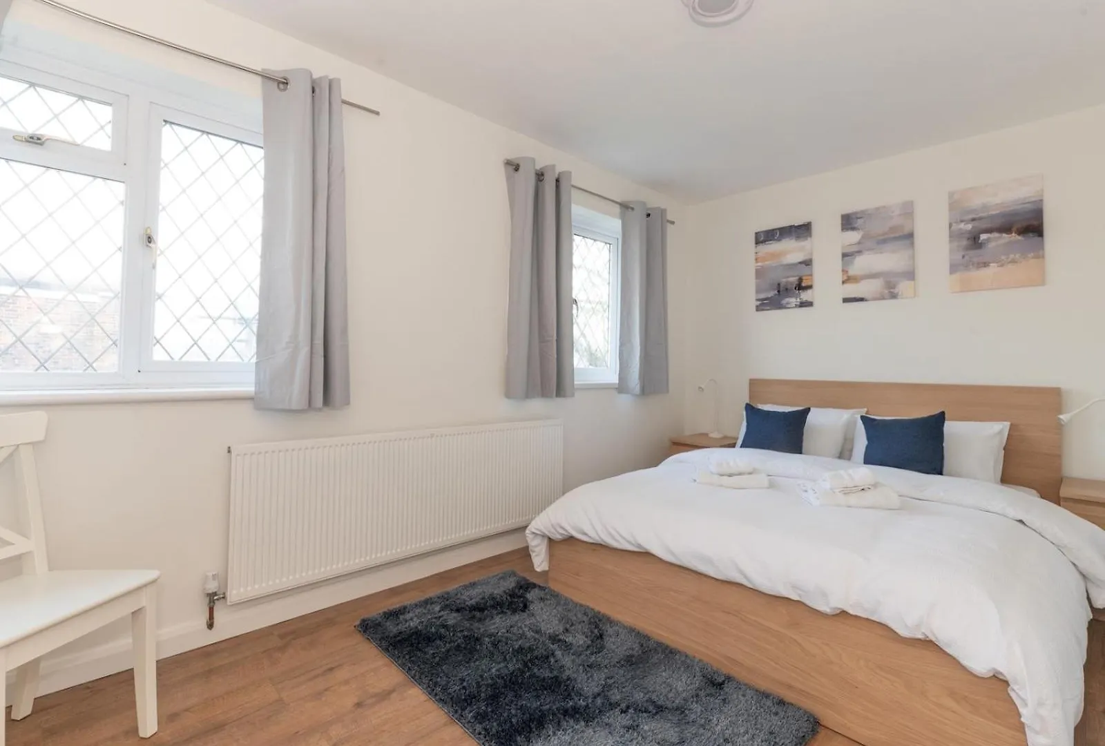 Pass The Keys Bright Spacious 4Br House Elizabeth Line London Holiday home