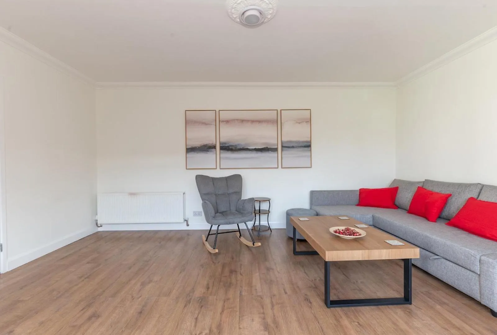 Holiday home Pass The Keys Bright Spacious 4Br House Elizabeth Line London