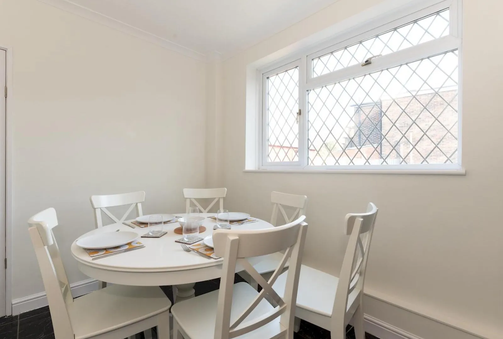 Pass The Keys Bright Spacious 4Br House Elizabeth Line London United Kingdom