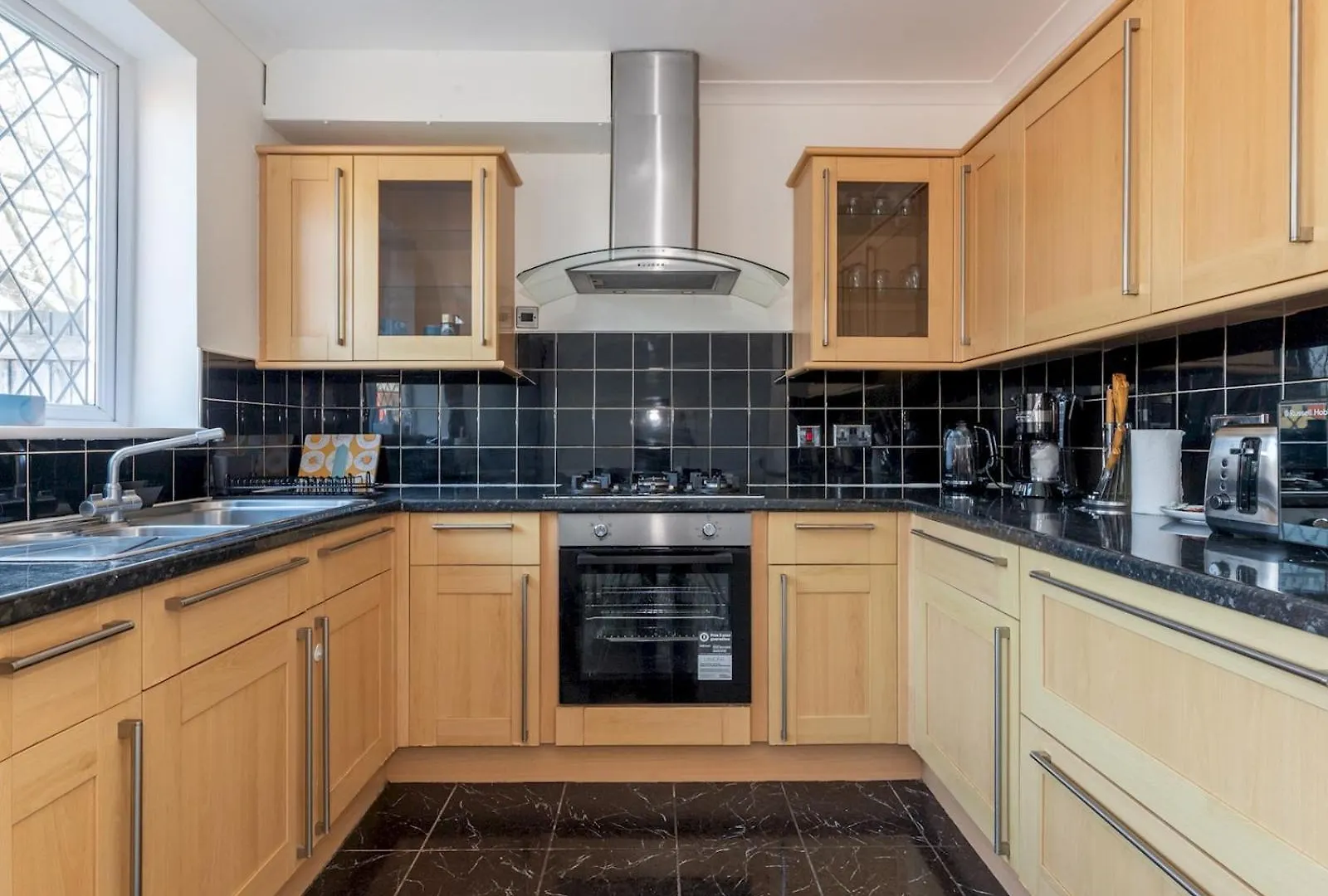 Holiday home Pass The Keys Bright Spacious 4Br House Elizabeth Line London United Kingdom
