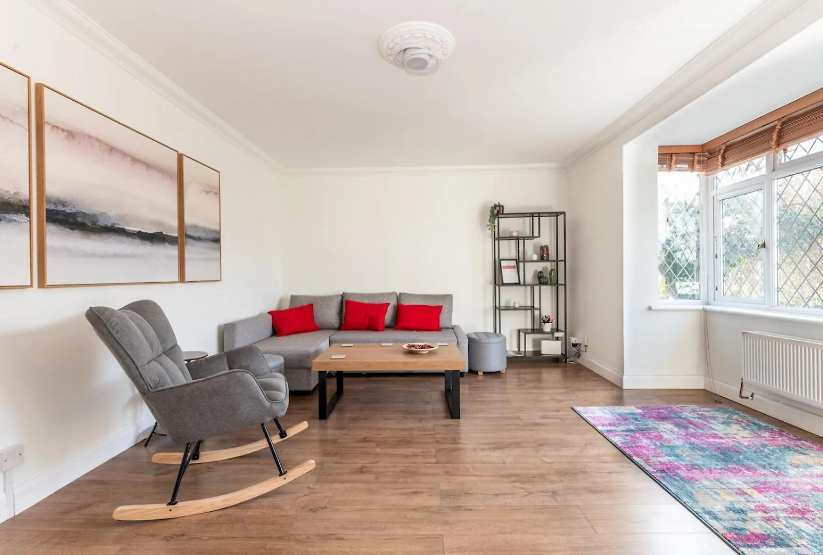 Pass The Keys Bright Spacious 4Br House Elizabeth Line London 0*,  United Kingdom
